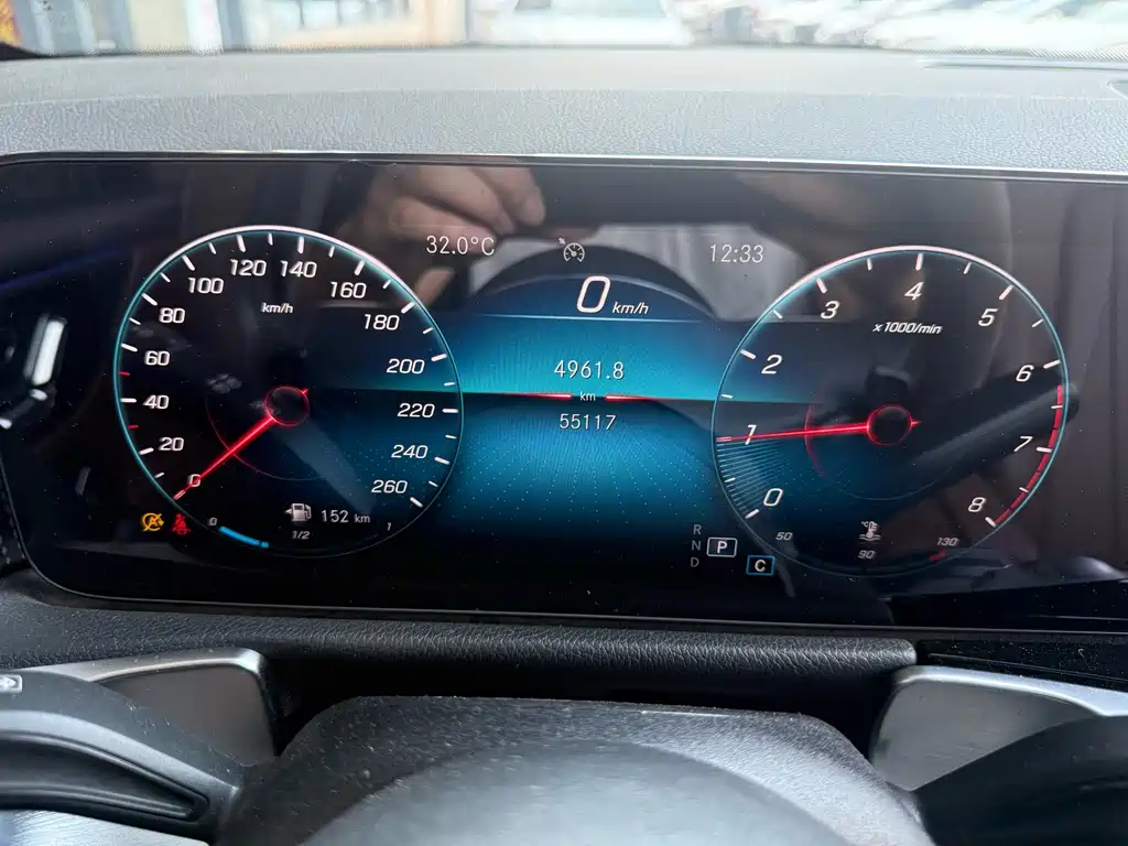 Mercedes-Benz GLB — миниатюра 2