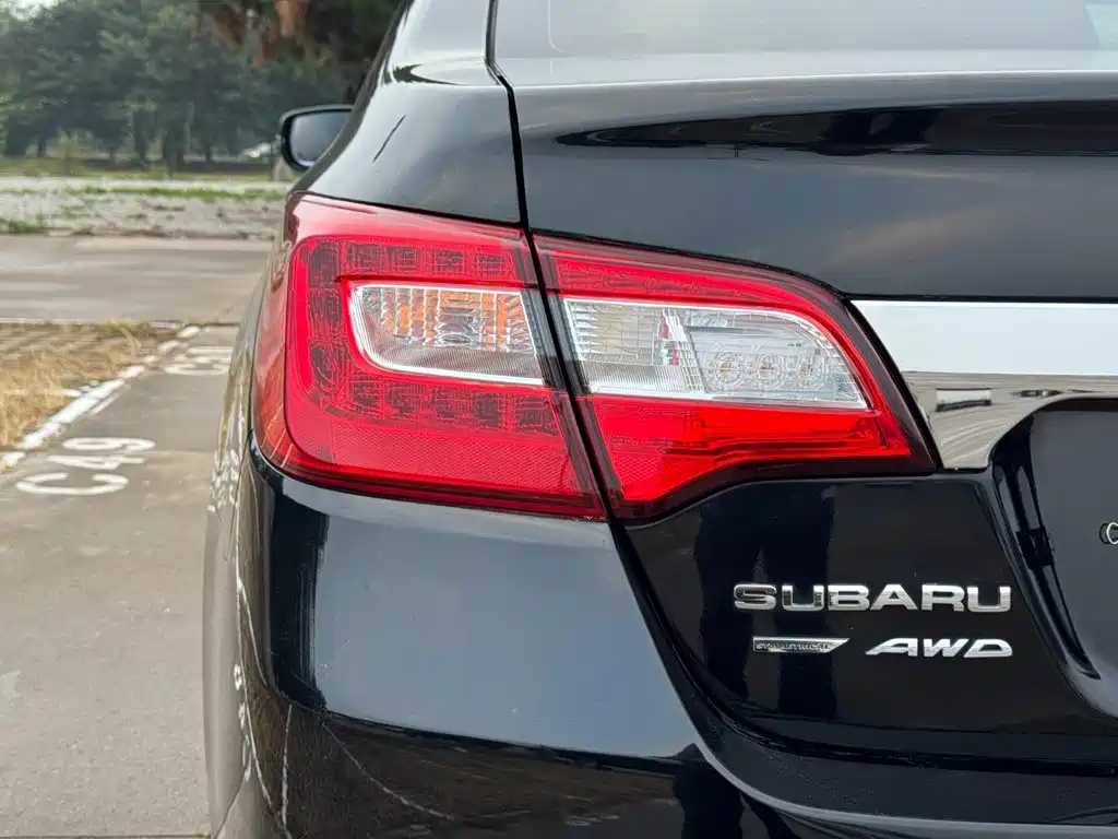 Subaru Legacy — миниатюра 13