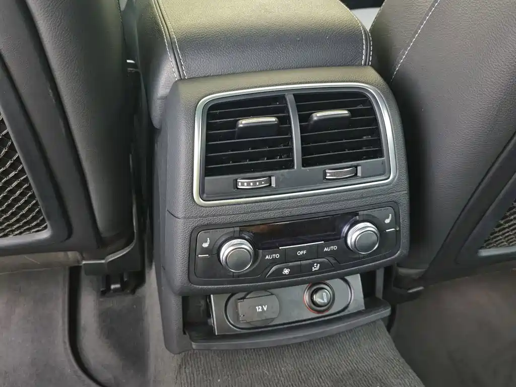 Audi A6L — миниатюра 10