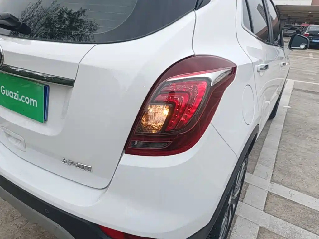 Buick Encore — миниатюра 8