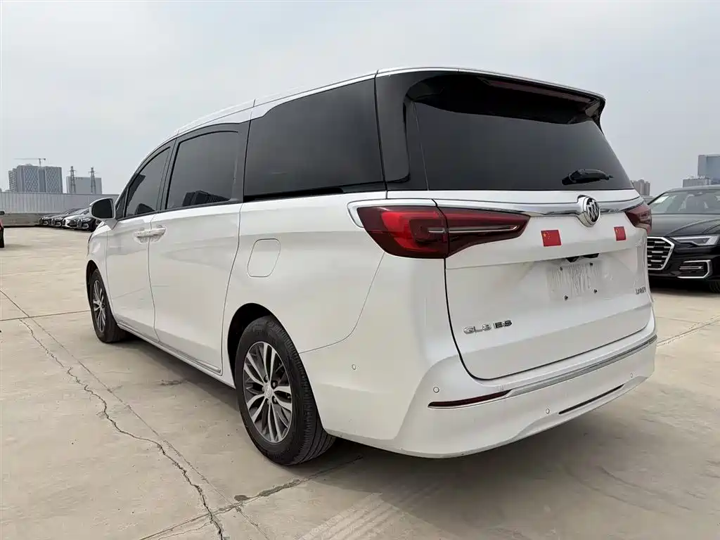 Buick GL8 2023 ES Premium