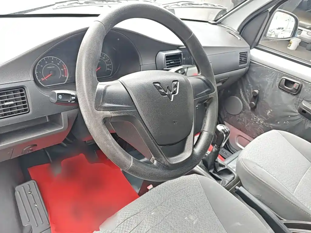 Wuling Rongguang — миниатюра 11