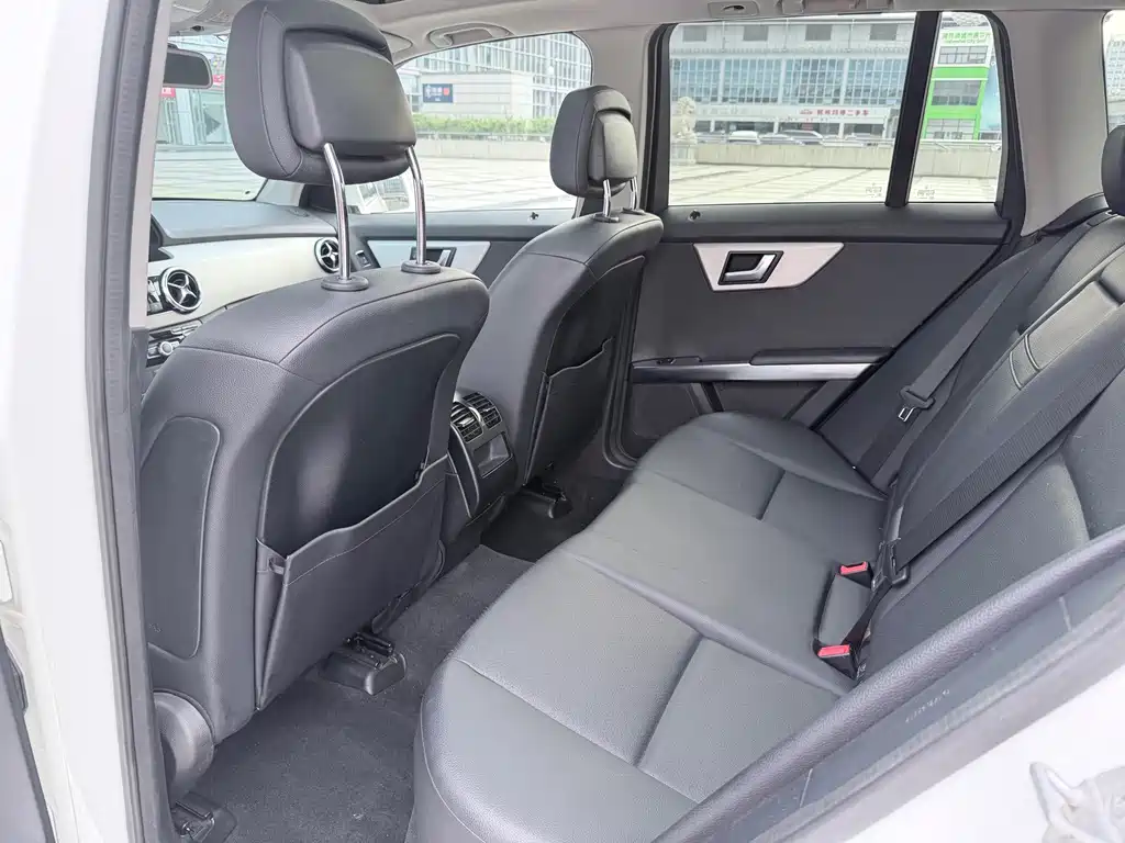 Mercedes-Benz GLK-Class — миниатюра 10