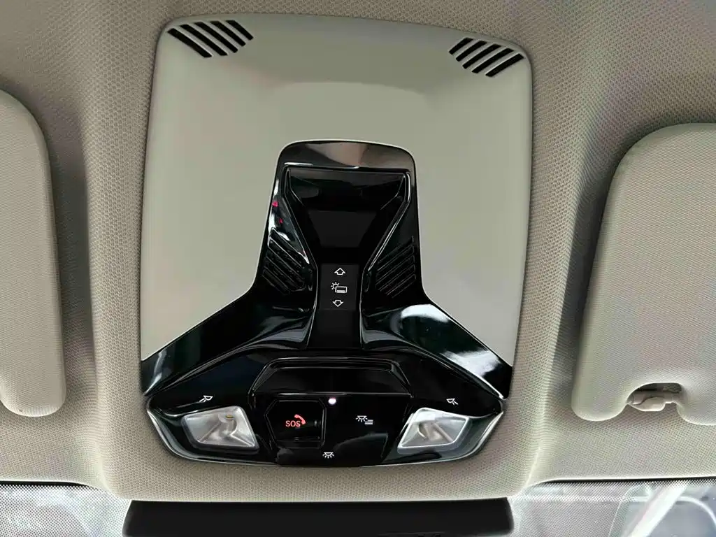 BMW X1 — миниатюра 14