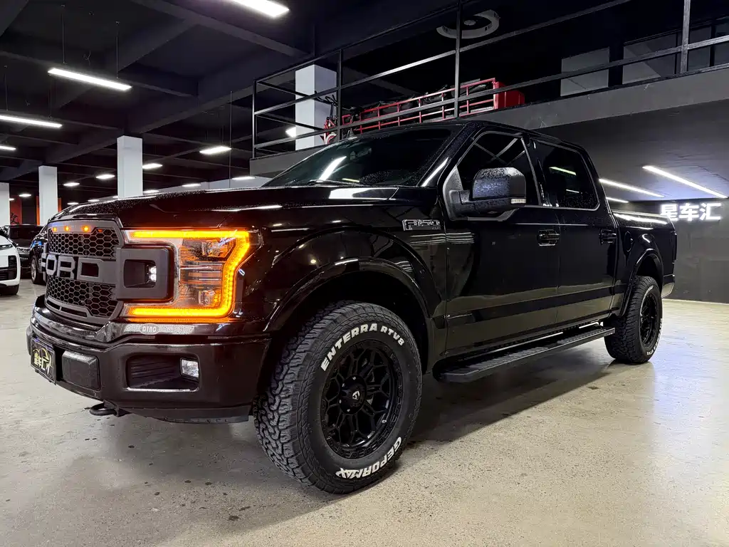 Ford F-150 Raptor