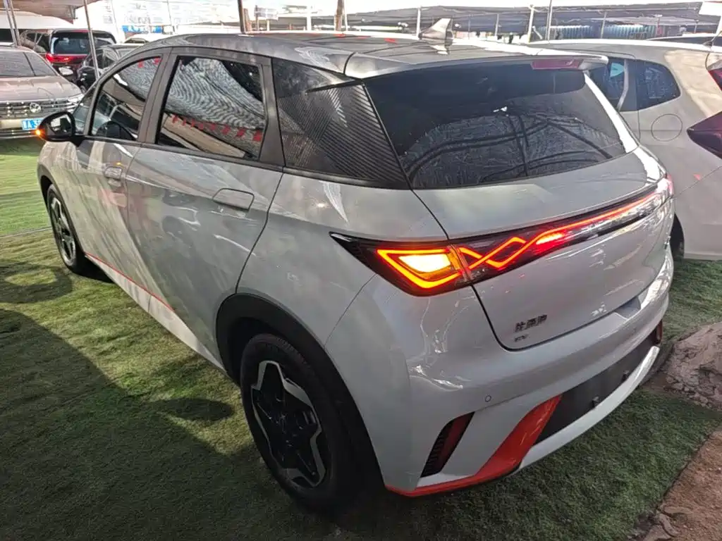 BYD Dolphin — миниатюра 5