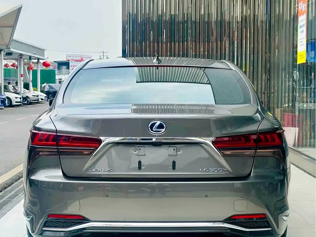 Lexus LS 2021 500h Executive