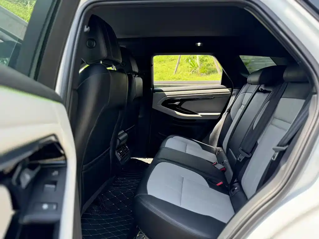 LAND ROVER RANGE ROVER AURORA