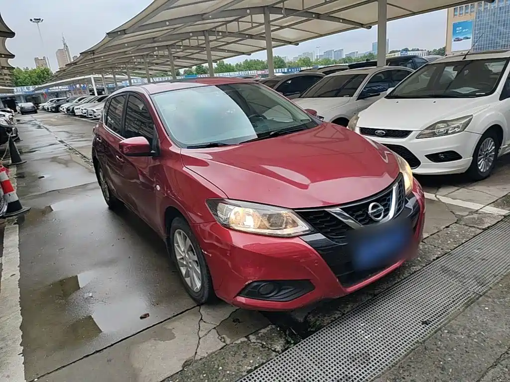 Nissan Tiida — миниатюра 4