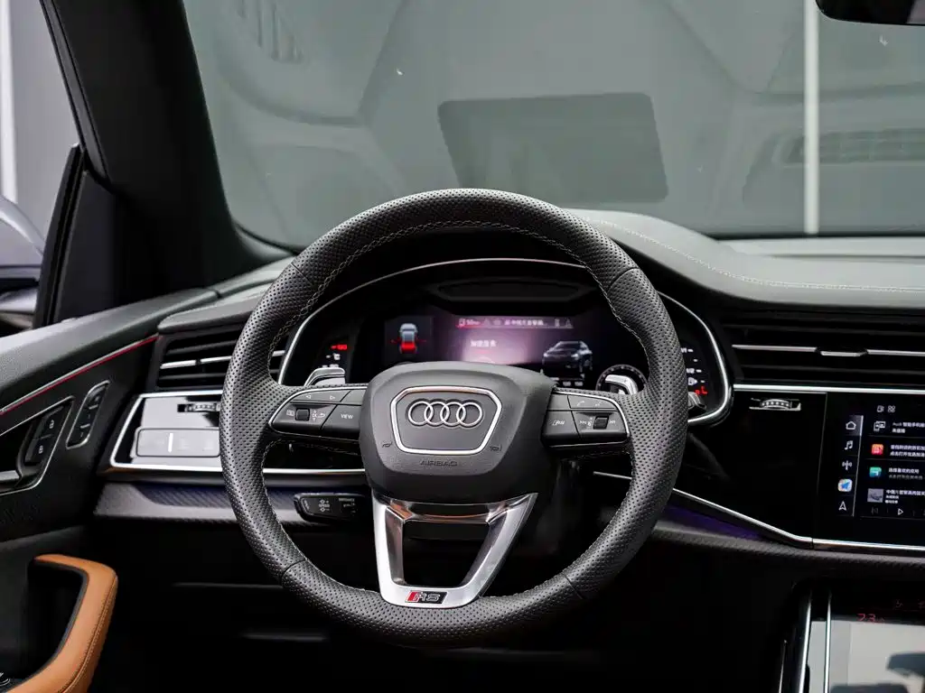 Audi RS Q8 — миниатюра 17