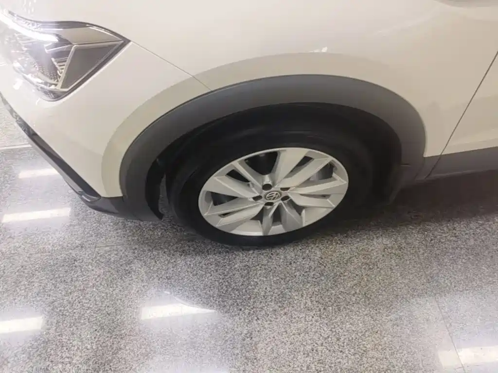 Volkswagen T-Cross — миниатюра 23