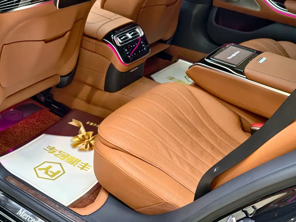 Mercedes-Benz S-Class — миниатюра 11