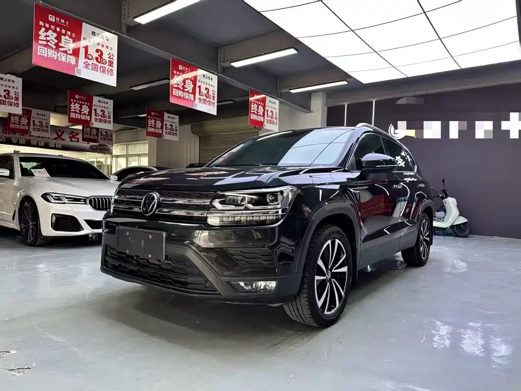 Volkswagen Tharu