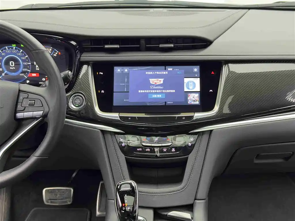Cadillac XT6 2025 2.0T мест Luxury Executive