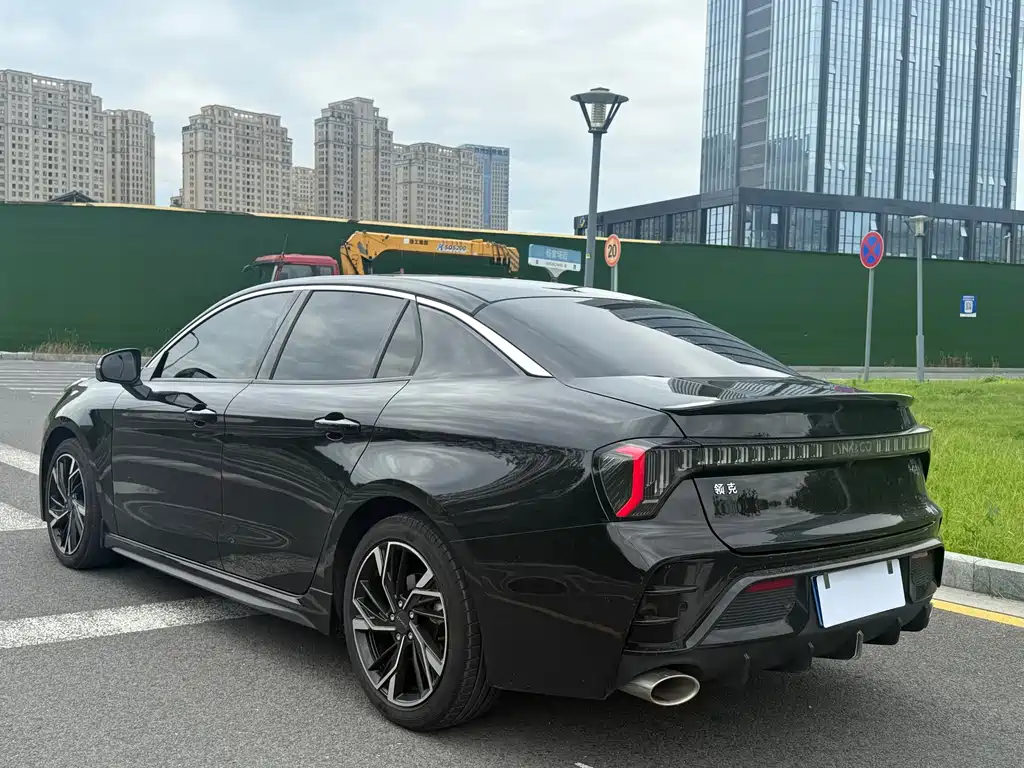 Lynk & Co 03 — миниатюра 11
