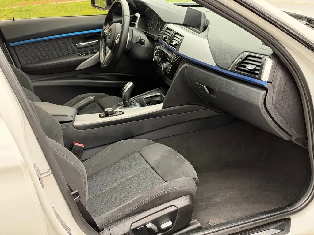 BMW 3 Series — миниатюра 17