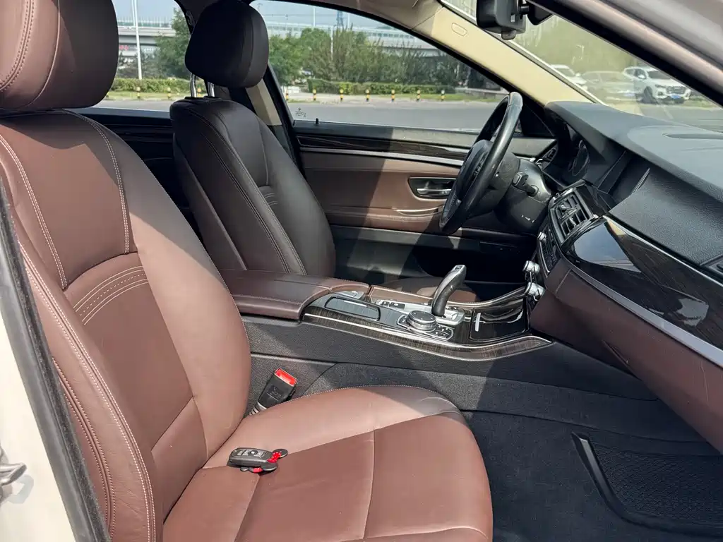 BMW 5 Series 5 2014 525Li Luxury