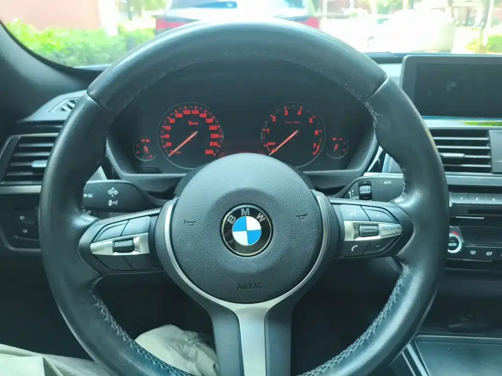BMW 3 Series GT — миниатюра 6