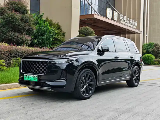 Li Auto ONE