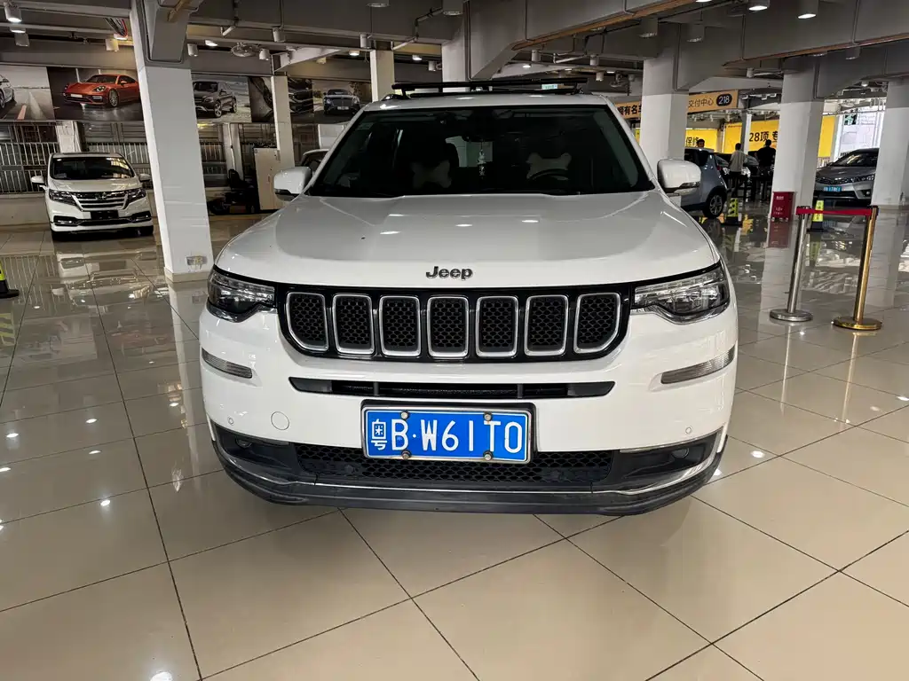 Jeep Grand Commander — миниатюра 2