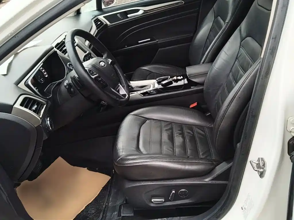 Ford Mondeo — миниатюра 15
