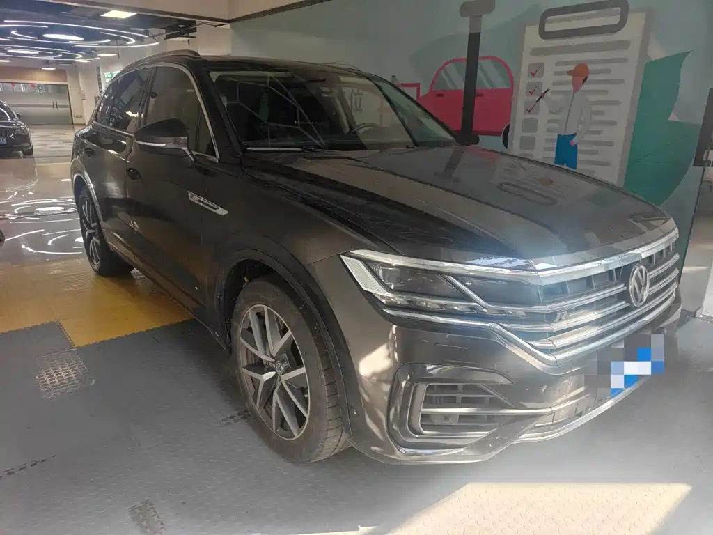 Volkswagen Touareg — миниатюра 2