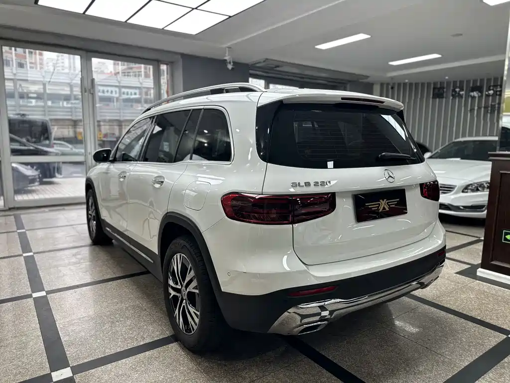 Mercedes-Benz GLB 2024 GLB 220