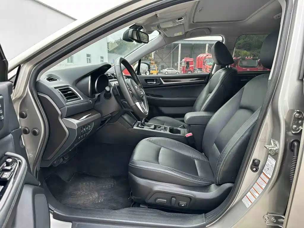 Subaru Outback — миниатюра 4