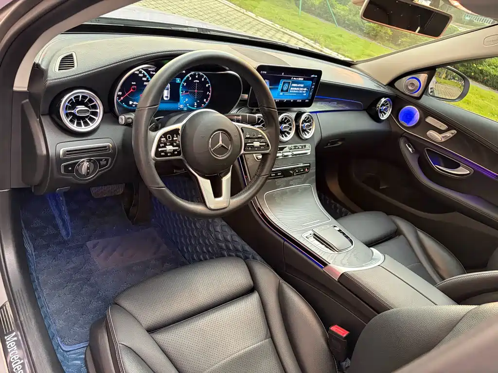 Mercedes-Benz C-Class — миниатюра 9