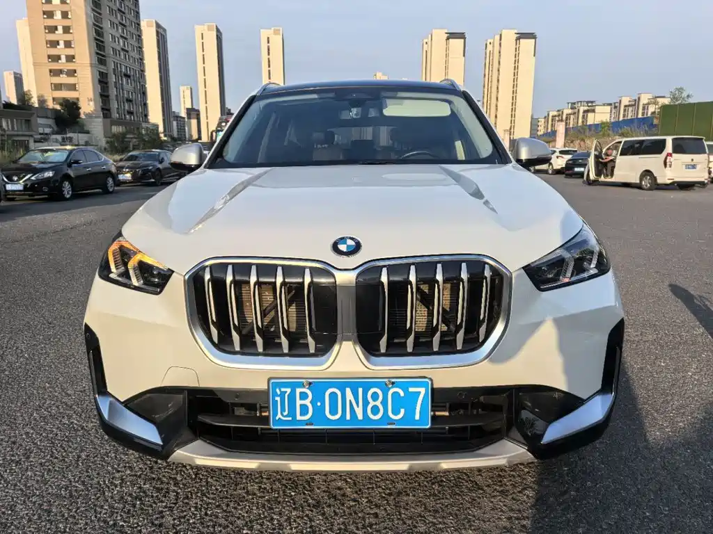 BMW X1 2023 sDrive20Li X