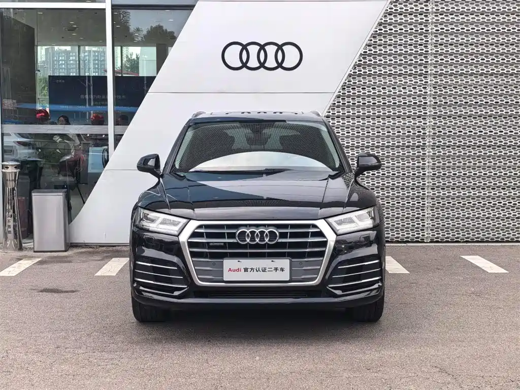 Audi Q5L — миниатюра 2