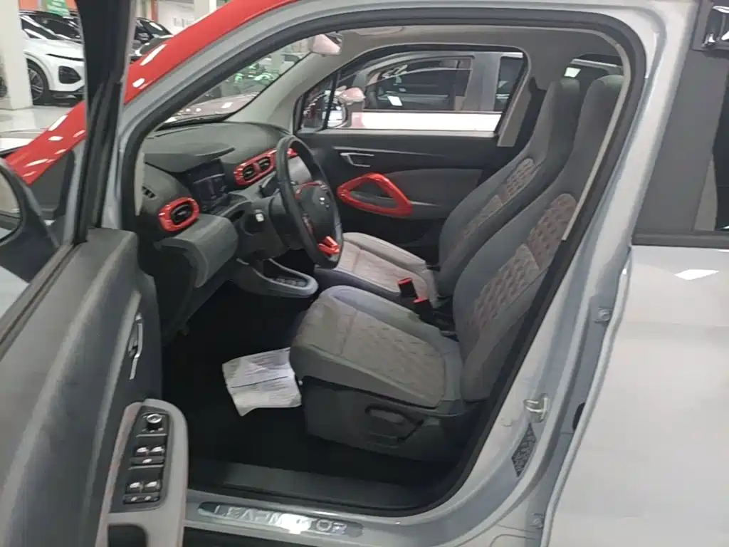 Leapmotor Leapmotor T03 — миниатюра 15
