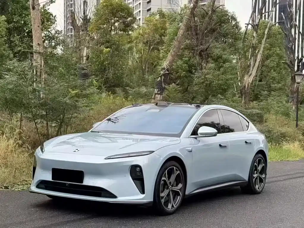 NIO NIO ET5