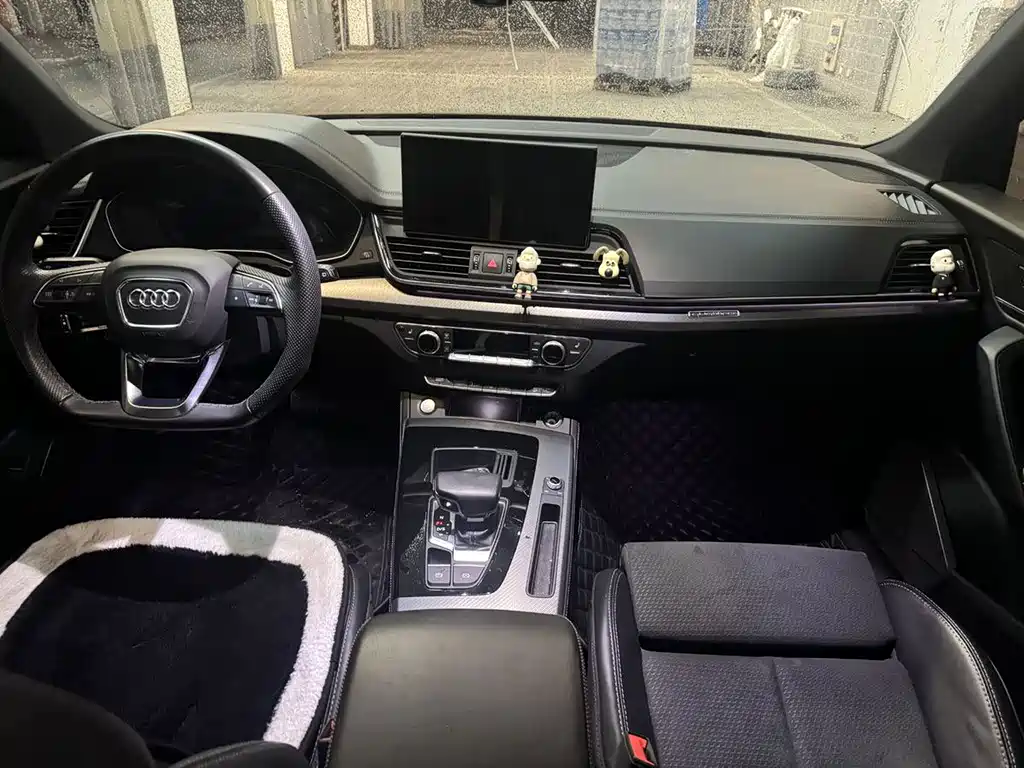 AUDI Q5L SPORTBACK