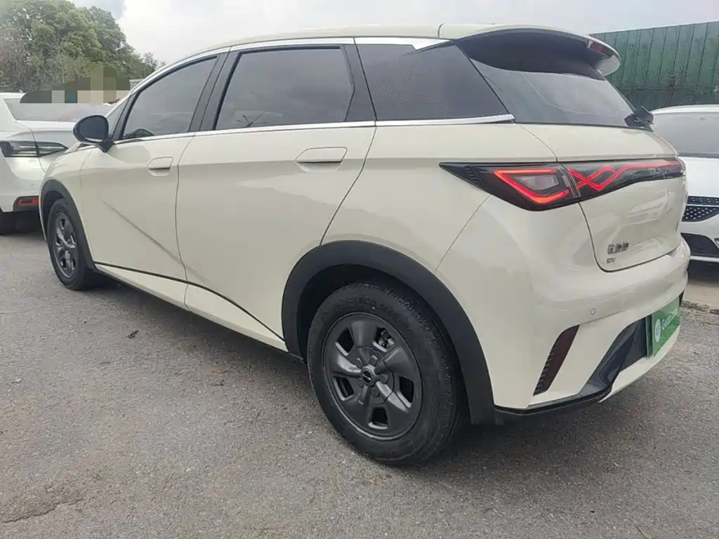 BYD Dolphin — миниатюра 5