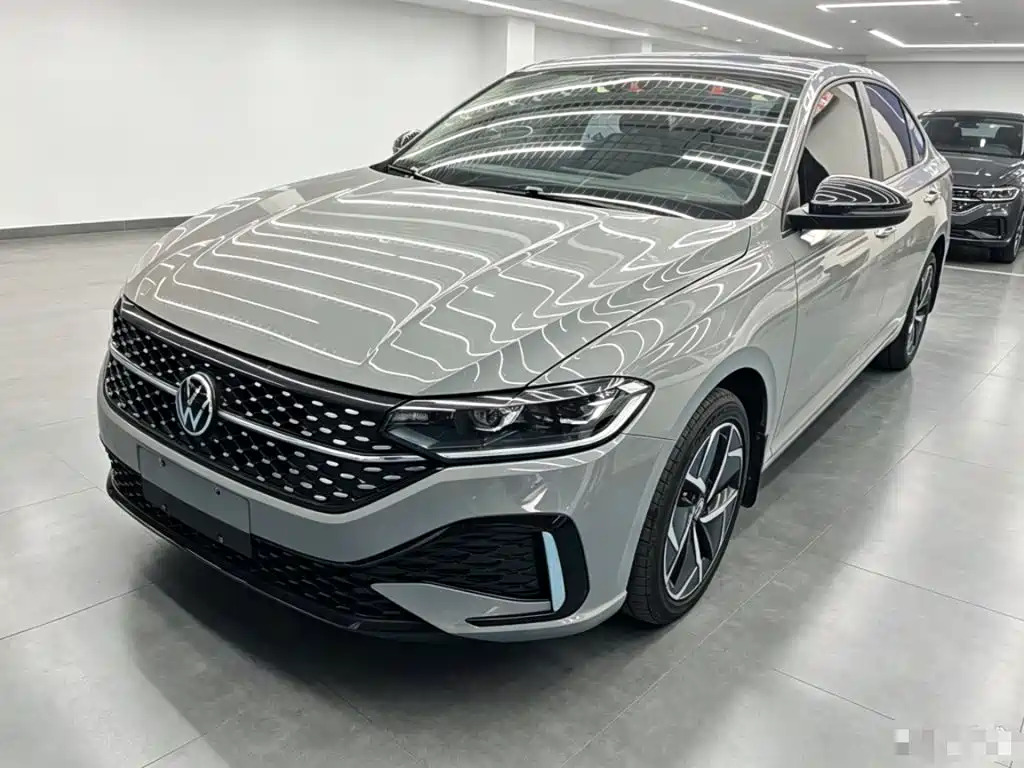 Volkswagen Lavida — миниатюра 2