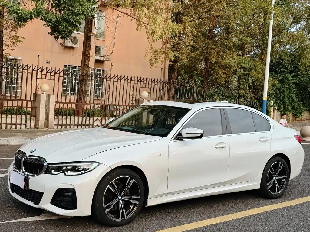 BMW 3 Series — миниатюра 3