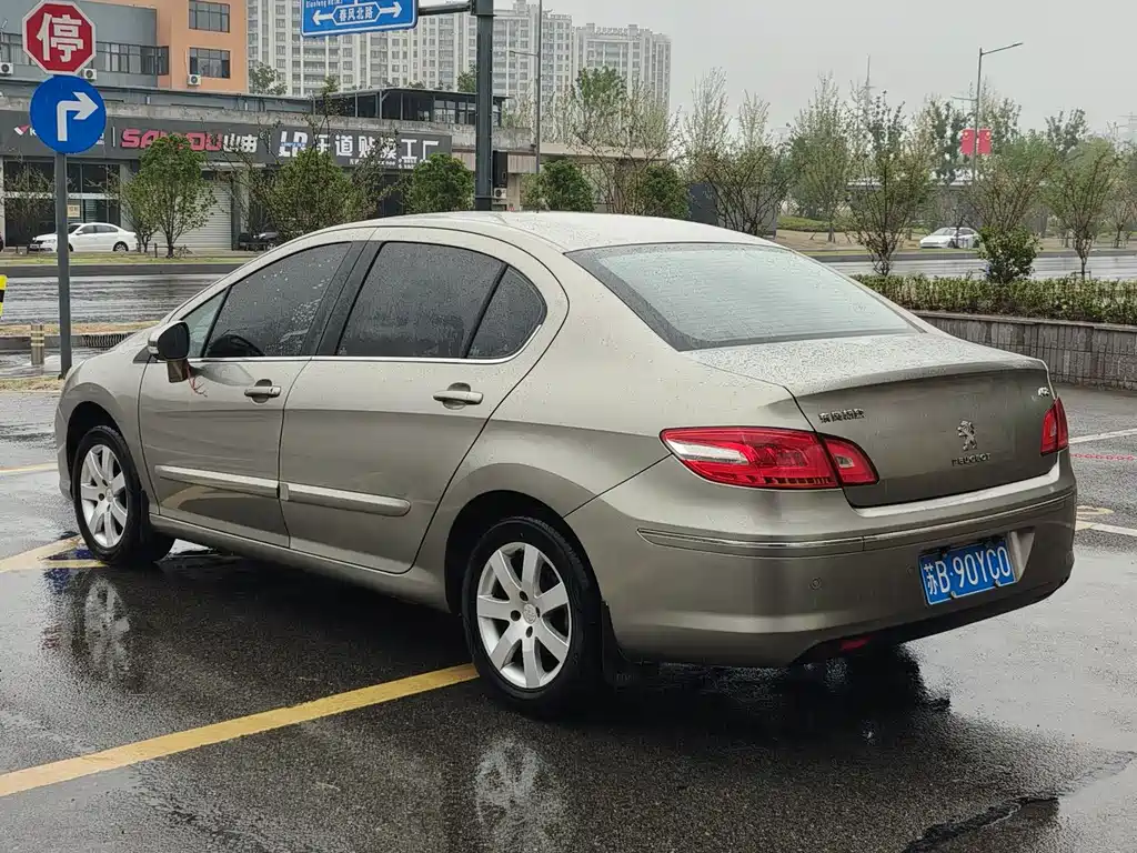 Peugeot 408 — миниатюра 4
