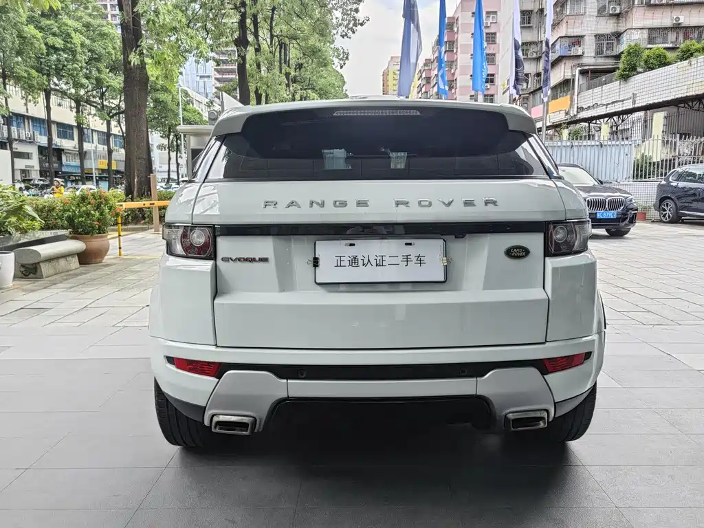 Land Rover Evoque — миниатюра 8