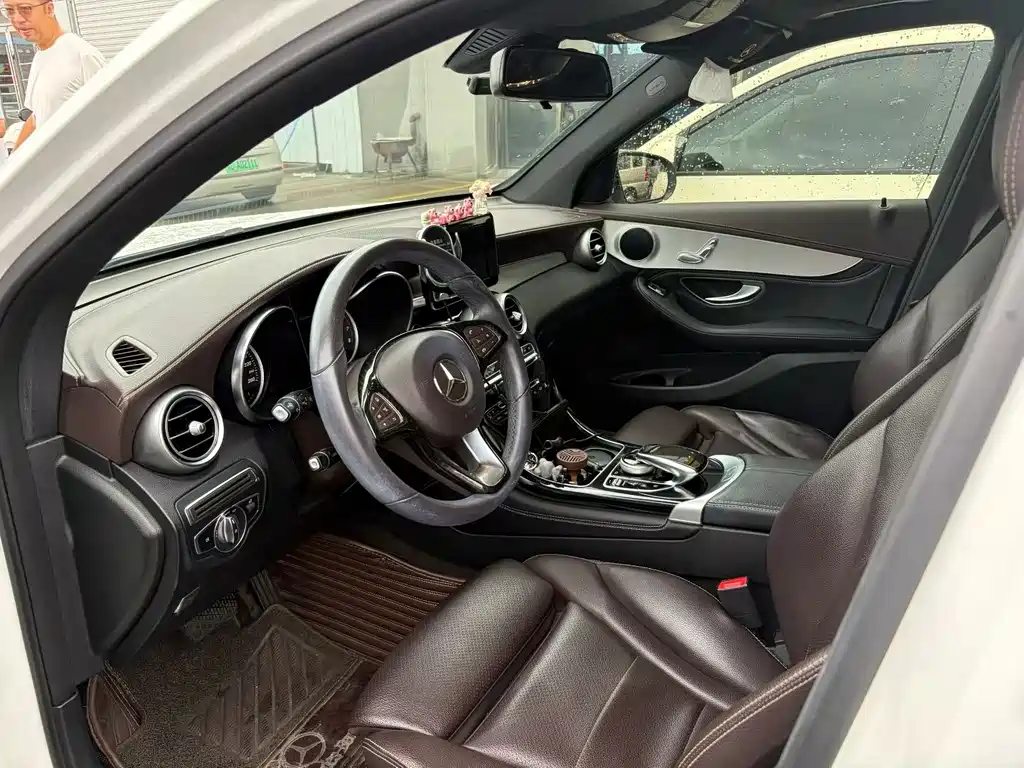 Mercedes-Benz GLC — миниатюра 3