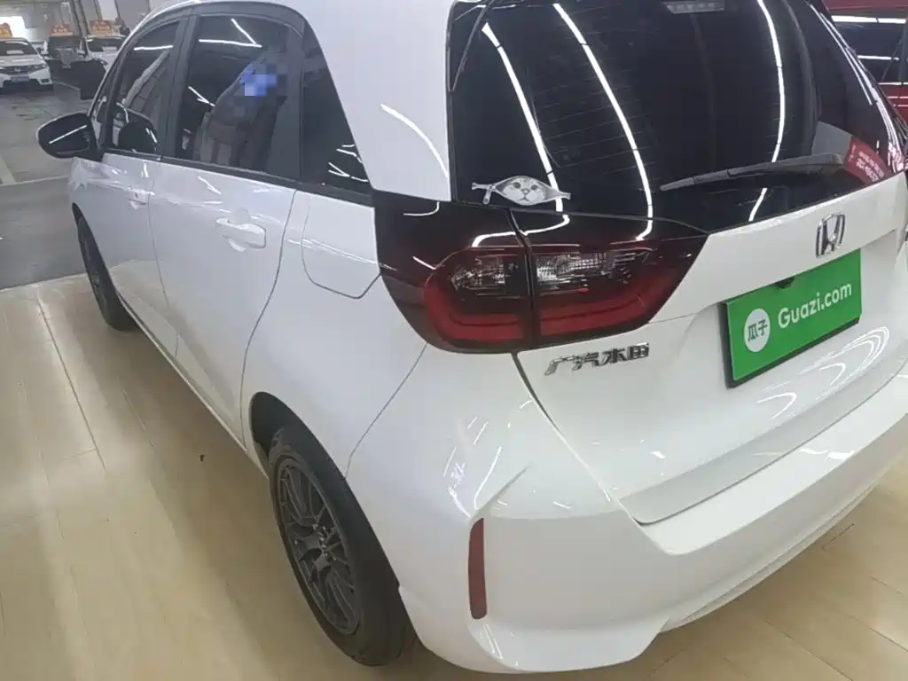 Honda Fit — миниатюра 5