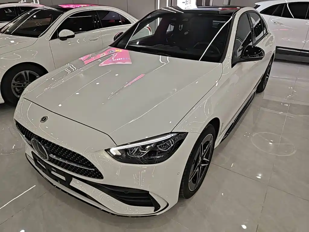 Mercedes-Benz C-Class — миниатюра 2