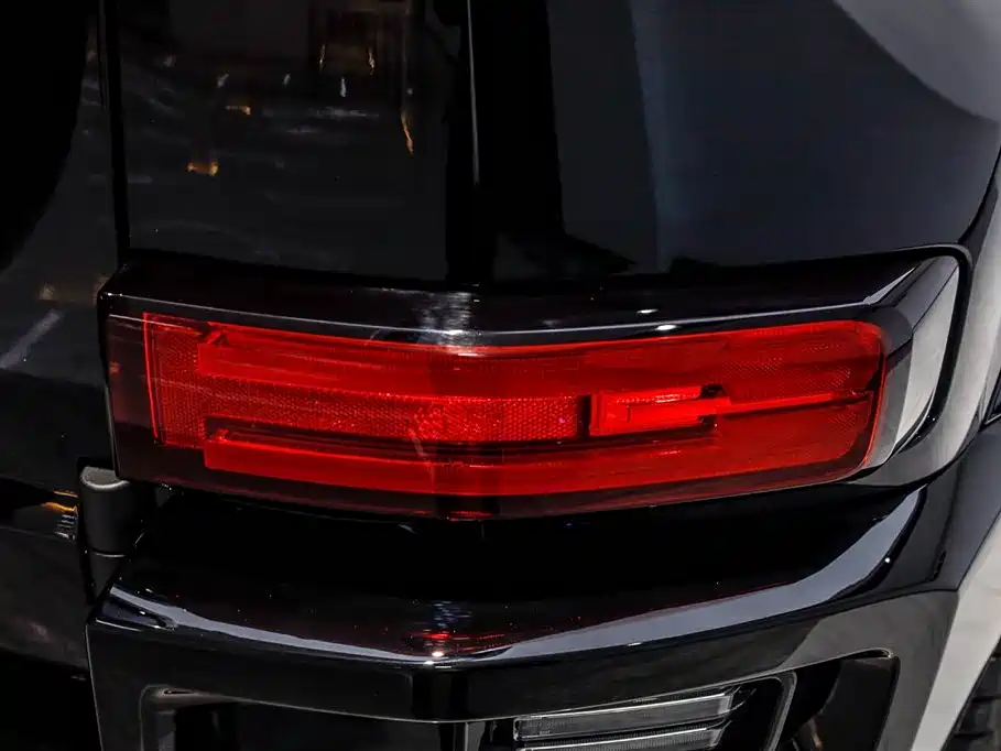 TANK TANK 700 NEW ENERGY