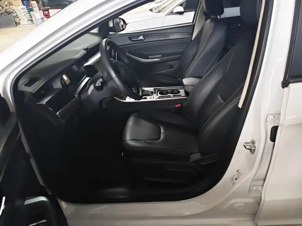Chery Arrizo 5 — миниатюра 15