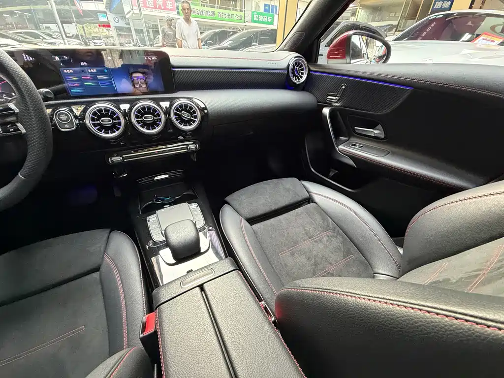 Mercedes-Benz A-Class — миниатюра 29