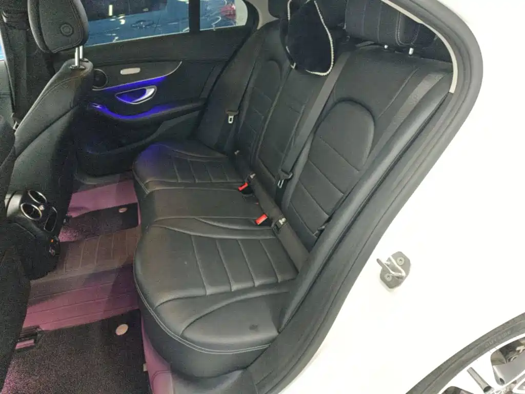 Mercedes-Benz C-Class — миниатюра 17