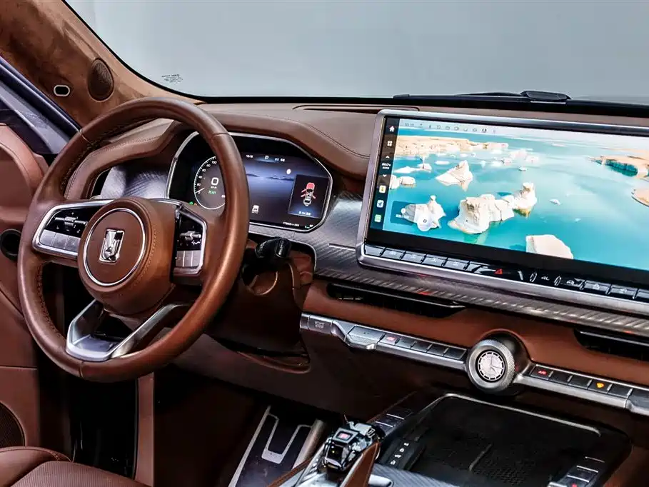 TANK TANK 700 NEW ENERGY