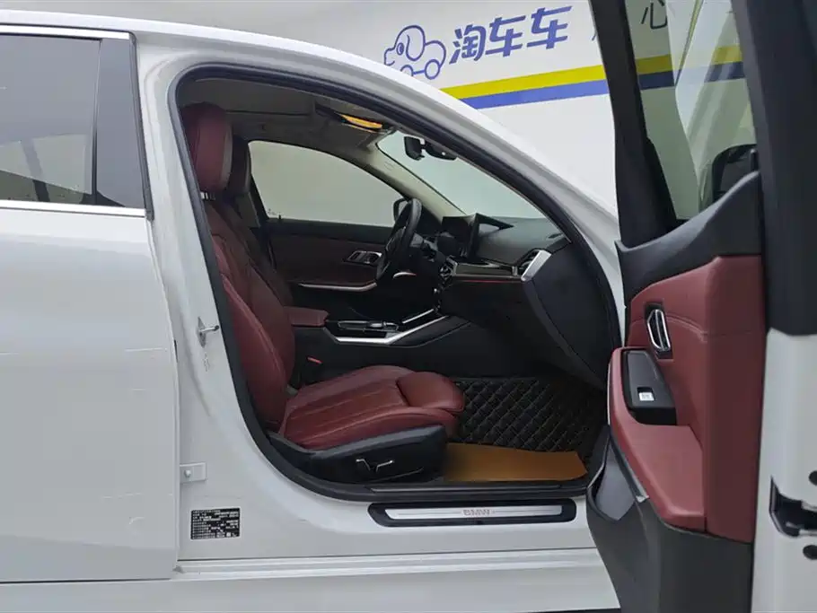 BMW i3 2024 eDrive 35 L