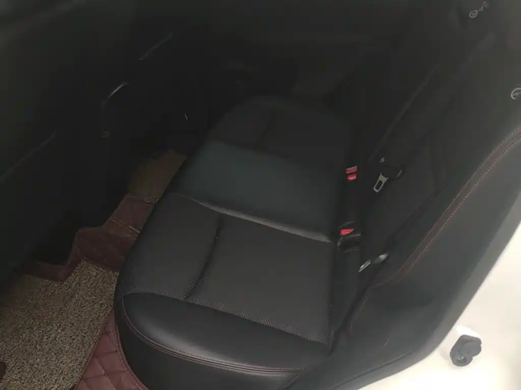 Nissan Qashqai — миниатюра 17
