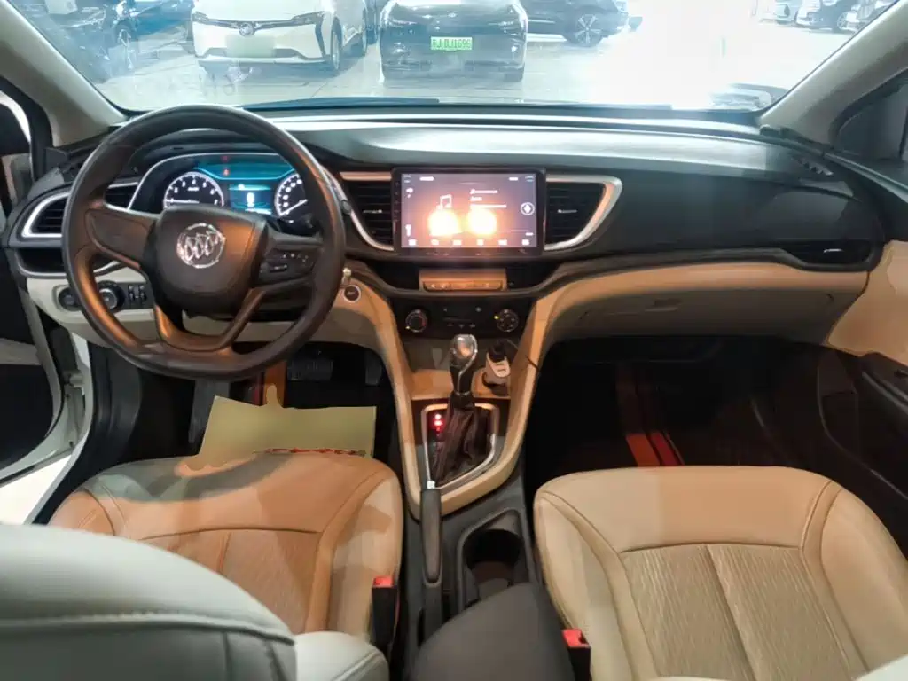 Buick Excelle — миниатюра 10